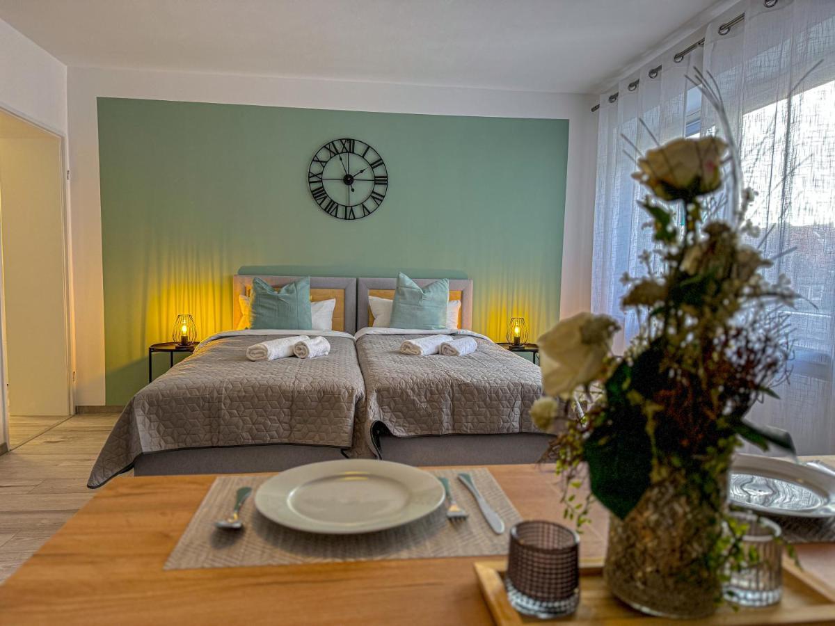 Immostay #6 - Ferienhaus 4 Zimmer Fuer 8 Personen, Wifi & Zentrum BRE Exteriér fotografie