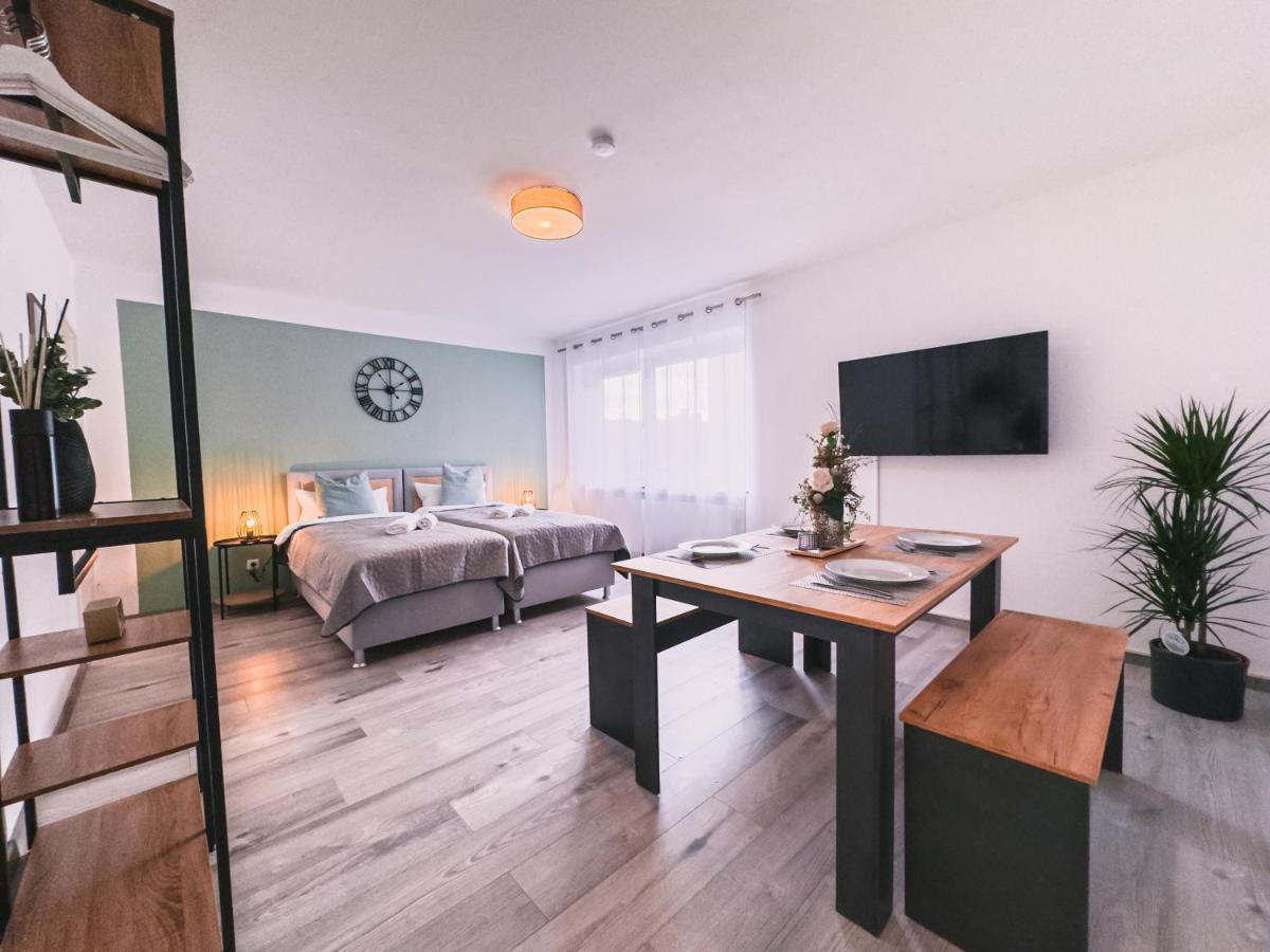 Immostay #6 - Ferienhaus 4 Zimmer Fuer 8 Personen, Wifi & Zentrum BRE Exteriér fotografie