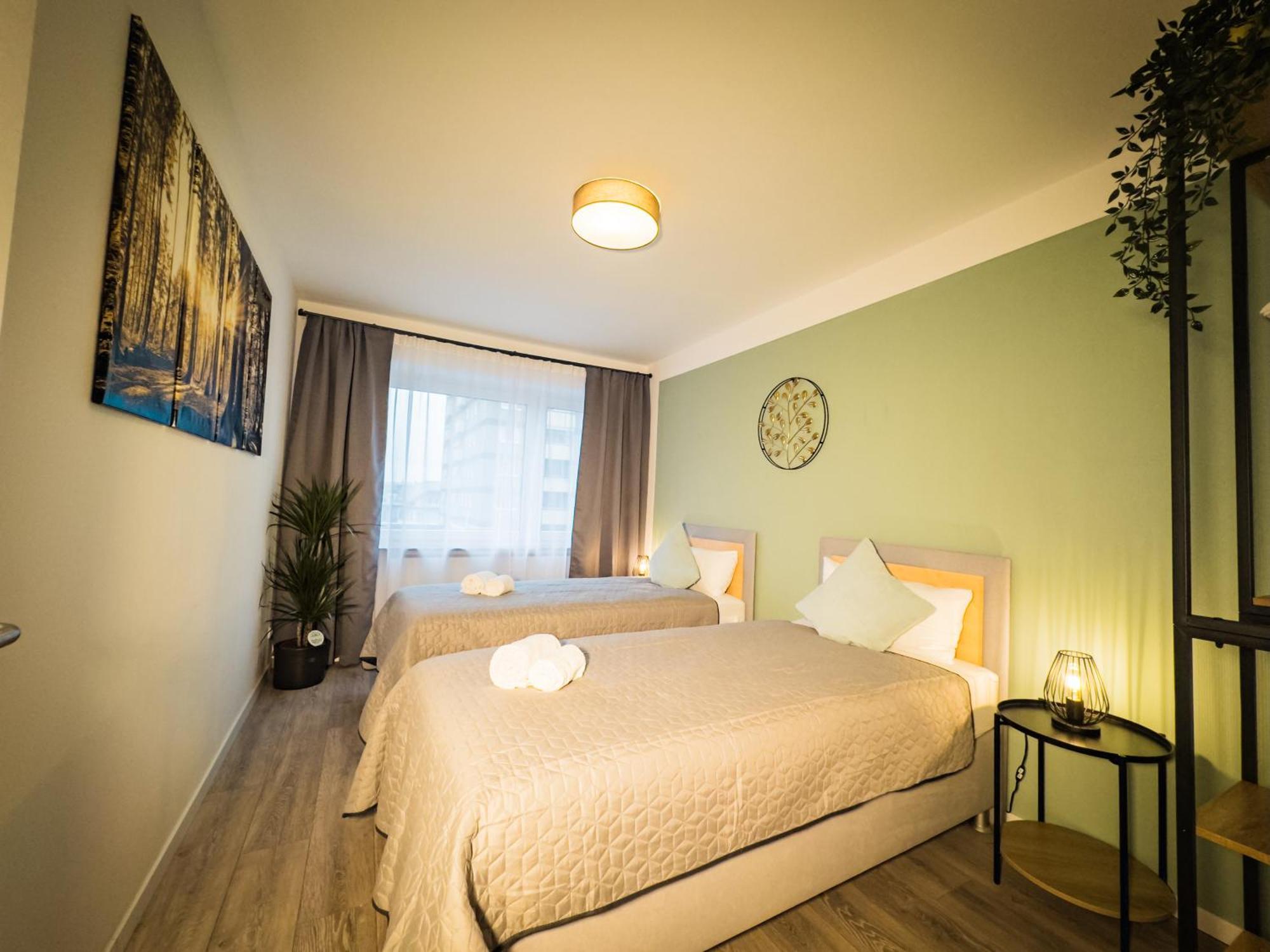Immostay #6 - Ferienhaus 4 Zimmer Fuer 8 Personen, Wifi & Zentrum BRE Exteriér fotografie