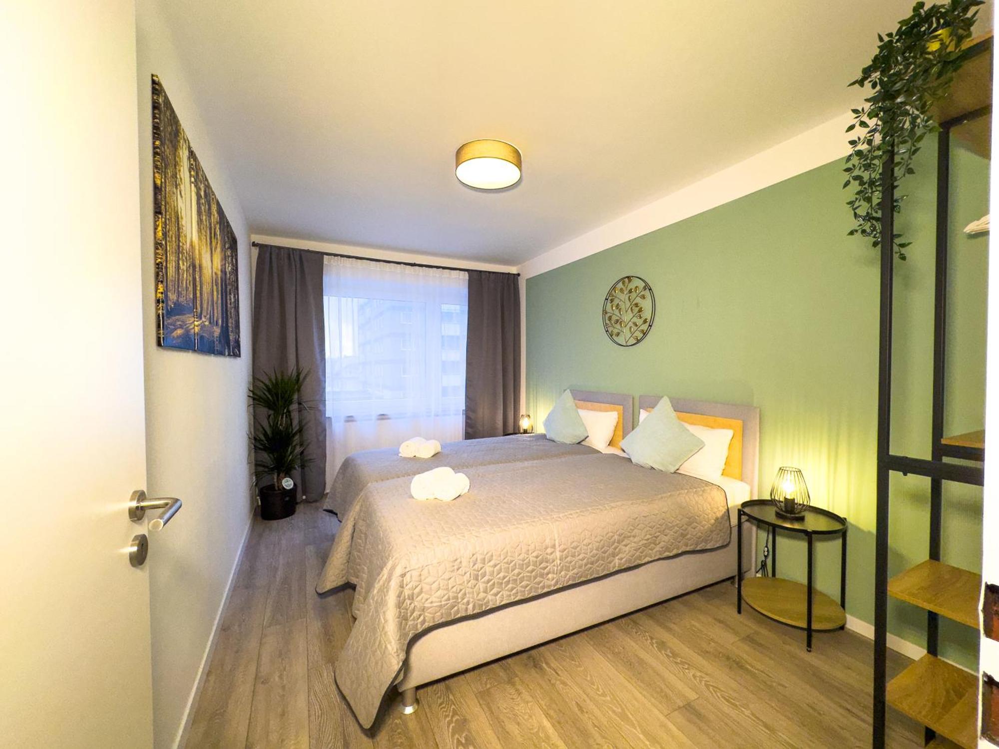 Immostay #6 - Ferienhaus 4 Zimmer Fuer 8 Personen, Wifi & Zentrum BRE Exteriér fotografie
